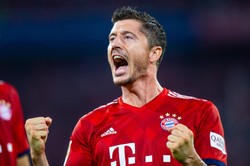 Piękny gol i genialna asysta Lewandowskiego. To było prawdziwe dzieło sztuki