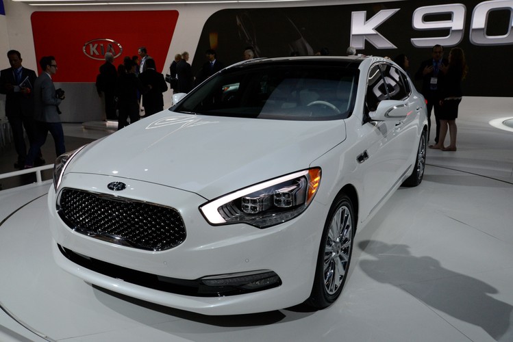 Kia K900