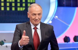 QUIZ. Pytania z ostatniego odcinka "Familiady". To o rzekę we Francji było zagwozdką