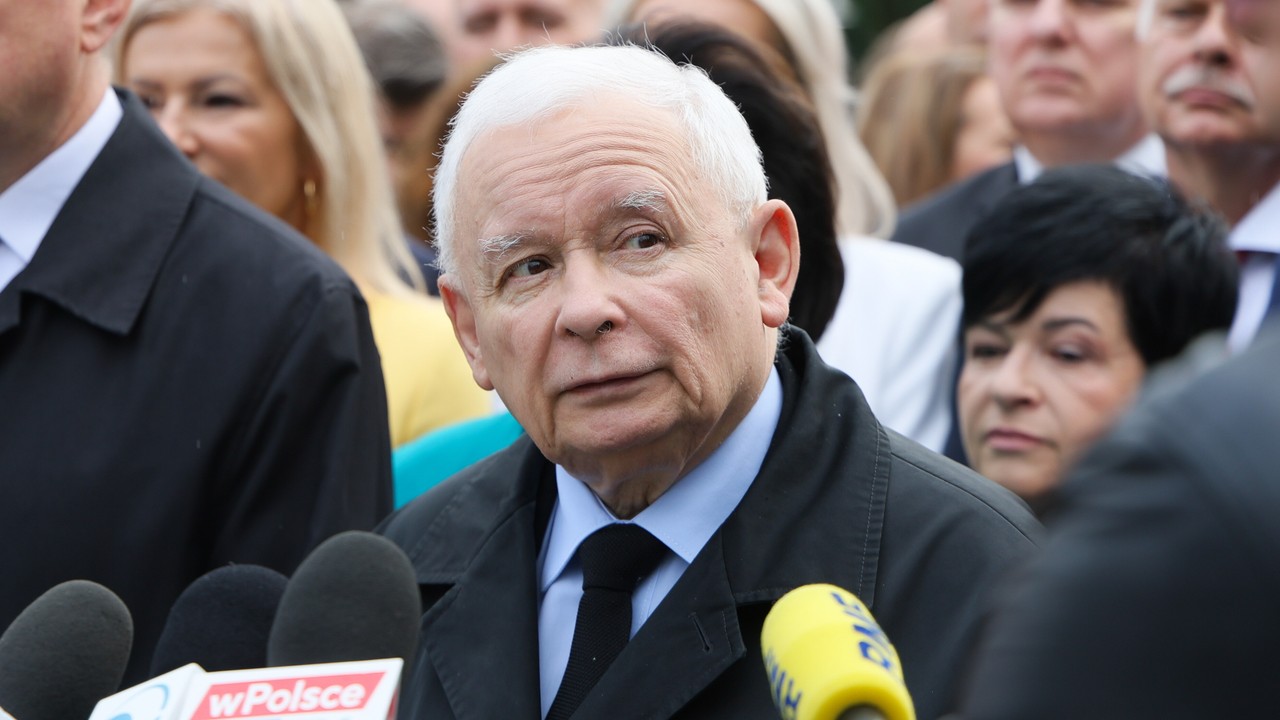 Jarosław Kaczyński tłumaczy się z nieobecności w Sejmie. "Dlatego nie mogłem" [RELACJA NA ŻYWO]