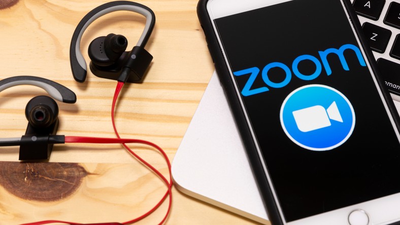  [ALERT]Czy Zoom jest bezpieczny czy nie?