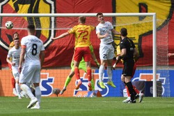 Sensacja! Jagiellonia przegrała z broniącym się przed spadkiem Zagłębiem