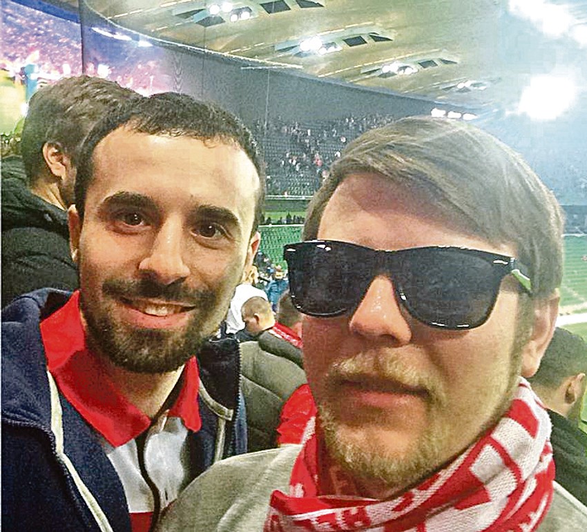 Pavel 
Bodrov (levo)