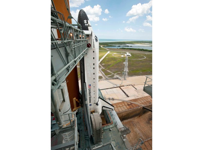 Prom Endeavour przed startem