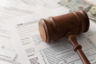 'Niedźwiedzia przysługa' rządu dla podatników. Zmiany mogą bardziej zaszkodzić niż pomóc