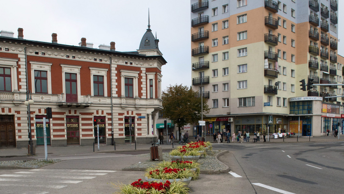 Połączone siły Lewicy oraz Prawa i Sprawiedliwości pozbawiły radnych Platformy Obywatelskiej niemal wszystkich stanowisk w prezydium włocławskiego samorządu. Ich miejsce zajęli radni Sojuszu Lewicy Demokratycznej.