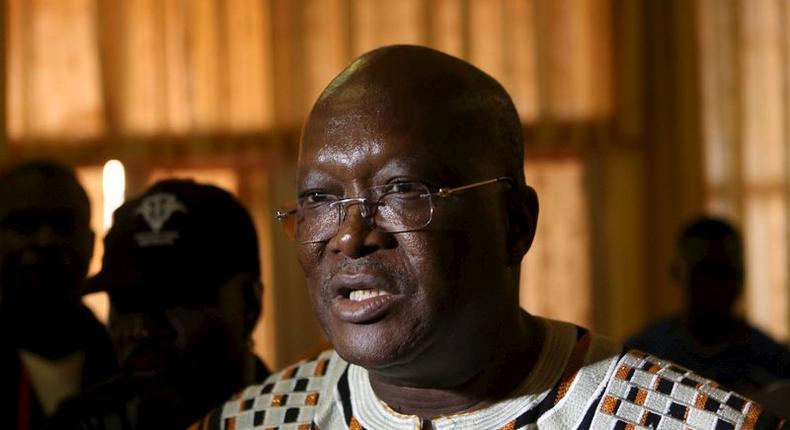 Presidential candidate Roch Marc Kabore speaks to journalists after his last campaign rally in Ouagadougou, Burkina Faso, November 27, 2015.   REUTERS/Joe Penney