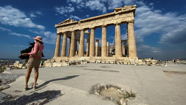 "Akropol zalany betonem". Grecki rząd niszczy bezcenne dziedzictwo kraju?
