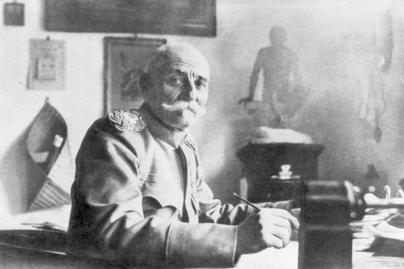 KRALJ PETAR I Istina o golgoti, izgnanstvu i herojstvu: Knjiga objavljena posle 104 godine  otkriva nepoznate detalje iz njegovog života