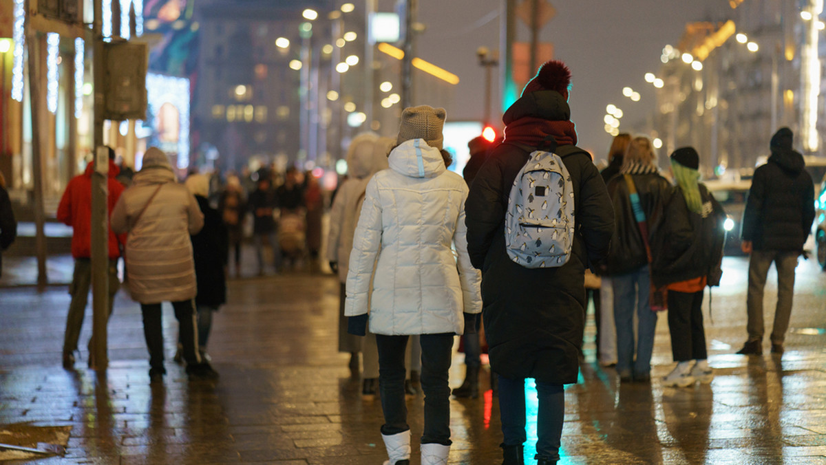 Młodzi Rosjanie wyjeżdżają z Rosji. "Kocham swój kraj i nienawidzę państwa"