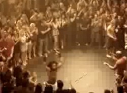 Zobacz, jak nie należy się bić w ringu