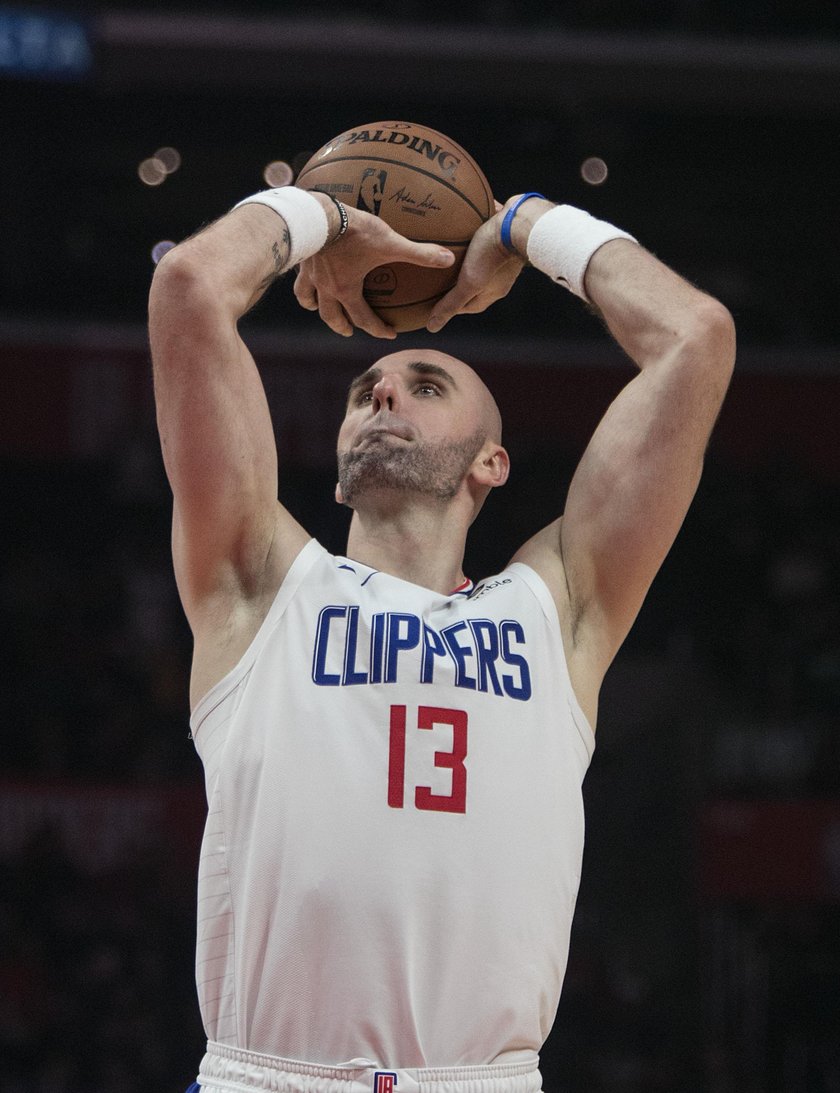 Gortat przez długie lata mieszkał w USA, a w NBA rozegrał w sumie 12 sezonów.