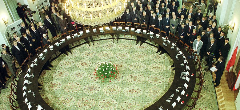 "Kompromis" czy "zmowa elit"? Co Polacy sądzą o Okrągłym Stole?