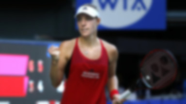 Kerber pomściła Linette w meczu byłych jedynek