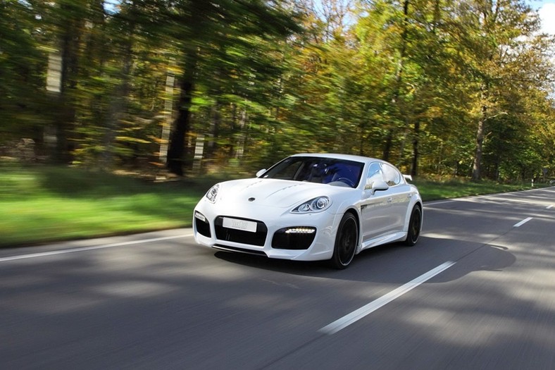 Porsche Panamera w wersji „Brak mi gustu”