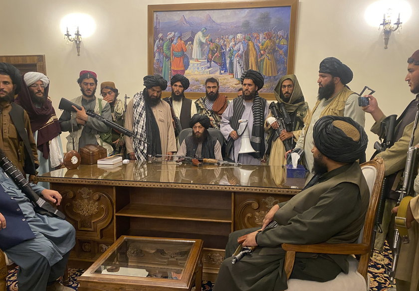 Talibowie przejęli władzę w Afganistanie. 