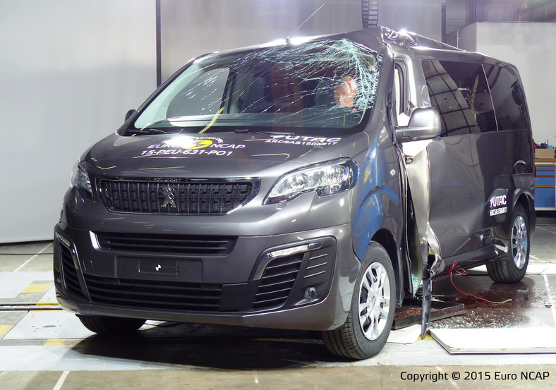 Peugeot Traveller - test zderzeniowy