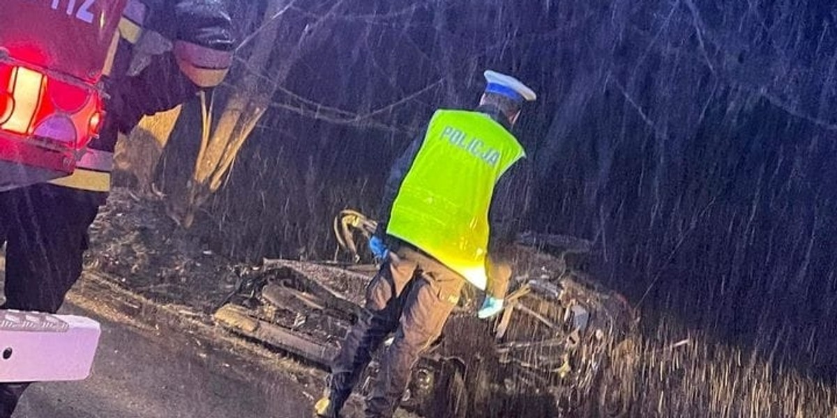 Wypadek w Adamowie. Zginęło dwóch nastolatków.