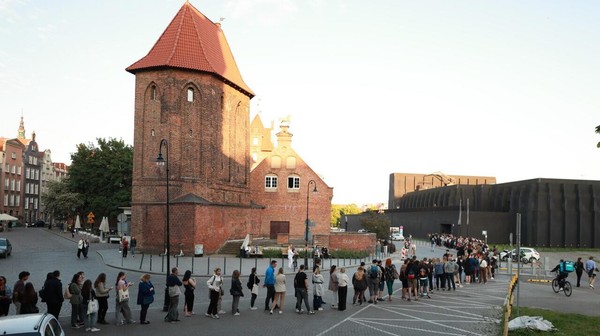 Placówki kulturalne będziemy zwiedzać w nietypowych godzinach nocnych. Wstęp do nich będzie za darmo lub za symboliczną złotówkę. Często będzie można zobaczyć miejsca i wystawy niedostępne na co dzień.