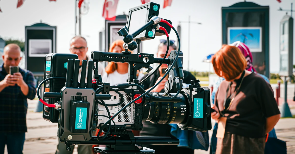 W 2026 r. płaca minimalna wzrośnie o o 27 proc. Podwyżka dla 9 mln pracowników