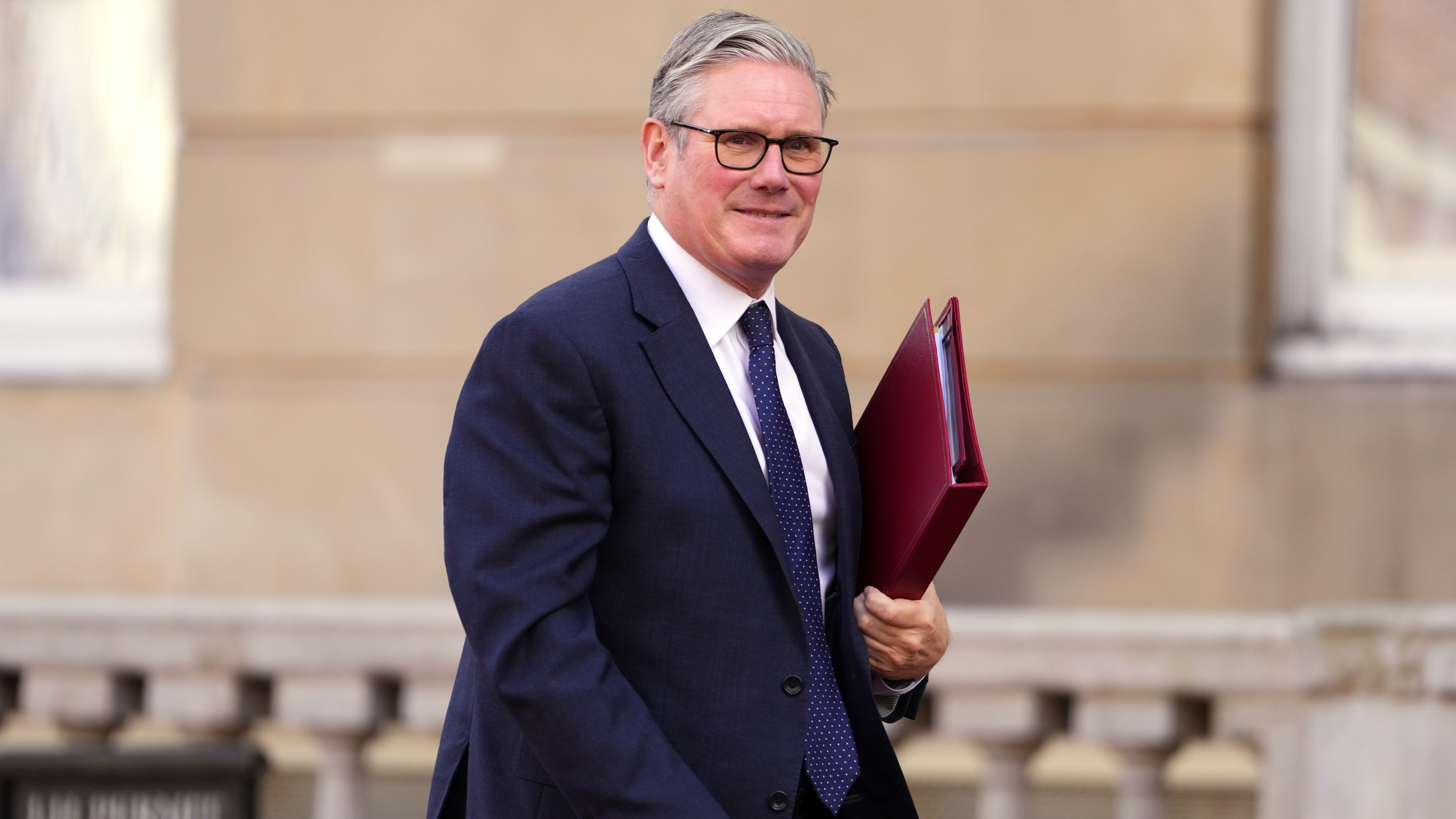 Trump's $5bn BBC threat: Starmer defends broadcaster