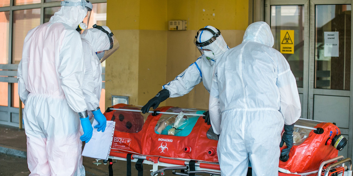 Ile osób naprawdę zabił koronawirus w Polsce? Niepokojące dane