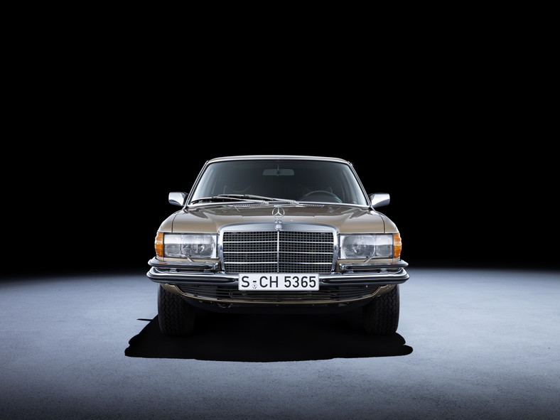 Mercedes 450 SEL W116