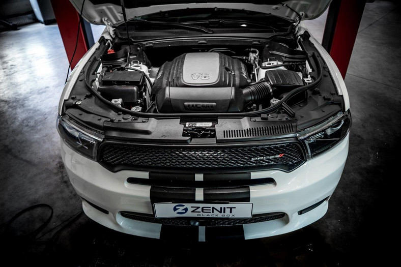 Instalacja LPG Zenit (model Black Box) w aucie Dodge Durango