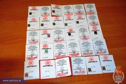 Fałszywi honorowi krwiodawcy. Policja rozbiła fabrykę podrabianych dokumentów