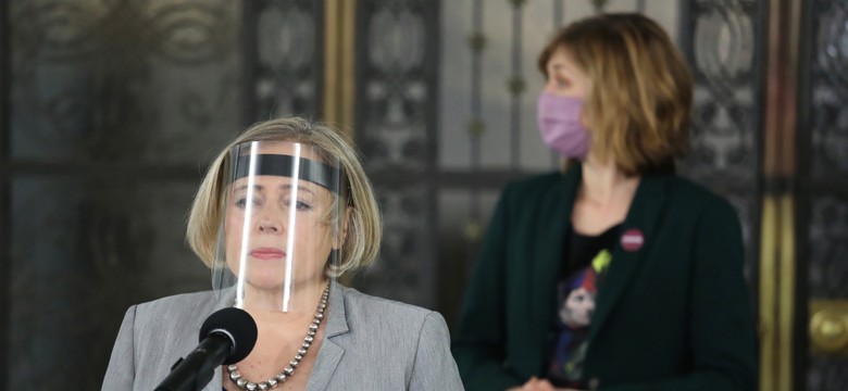Transfery z KO do Hołowni. Nowicka: PO bytem bardzo nieokreślonym