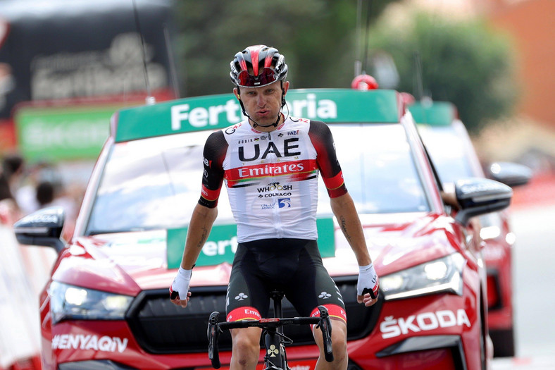 Rafał Majka podczas Tour de France w 2016 r. Zawodowy kolarz podczas zawodów chudnie, chociaż codziennie spożywa 5 tys. kalorii