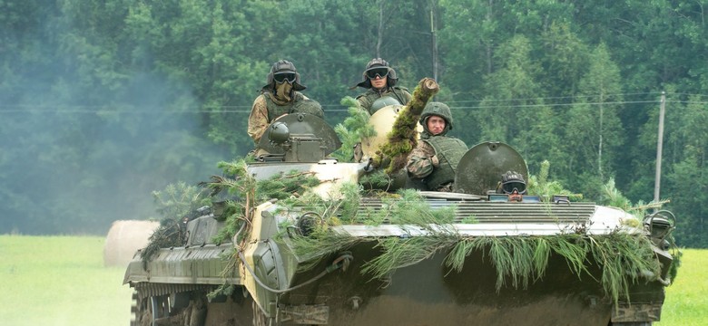 Białoruś przerzuca sprzęt wojskowy na granicę z Litwą