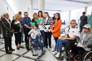 Dodatek dopełniający do renty socjalnej. Od kiedy będzie wypłacany?