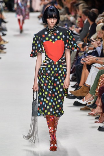 Paco Rabanne 2020-as szíve egyszerűen ellenállhatatlan.