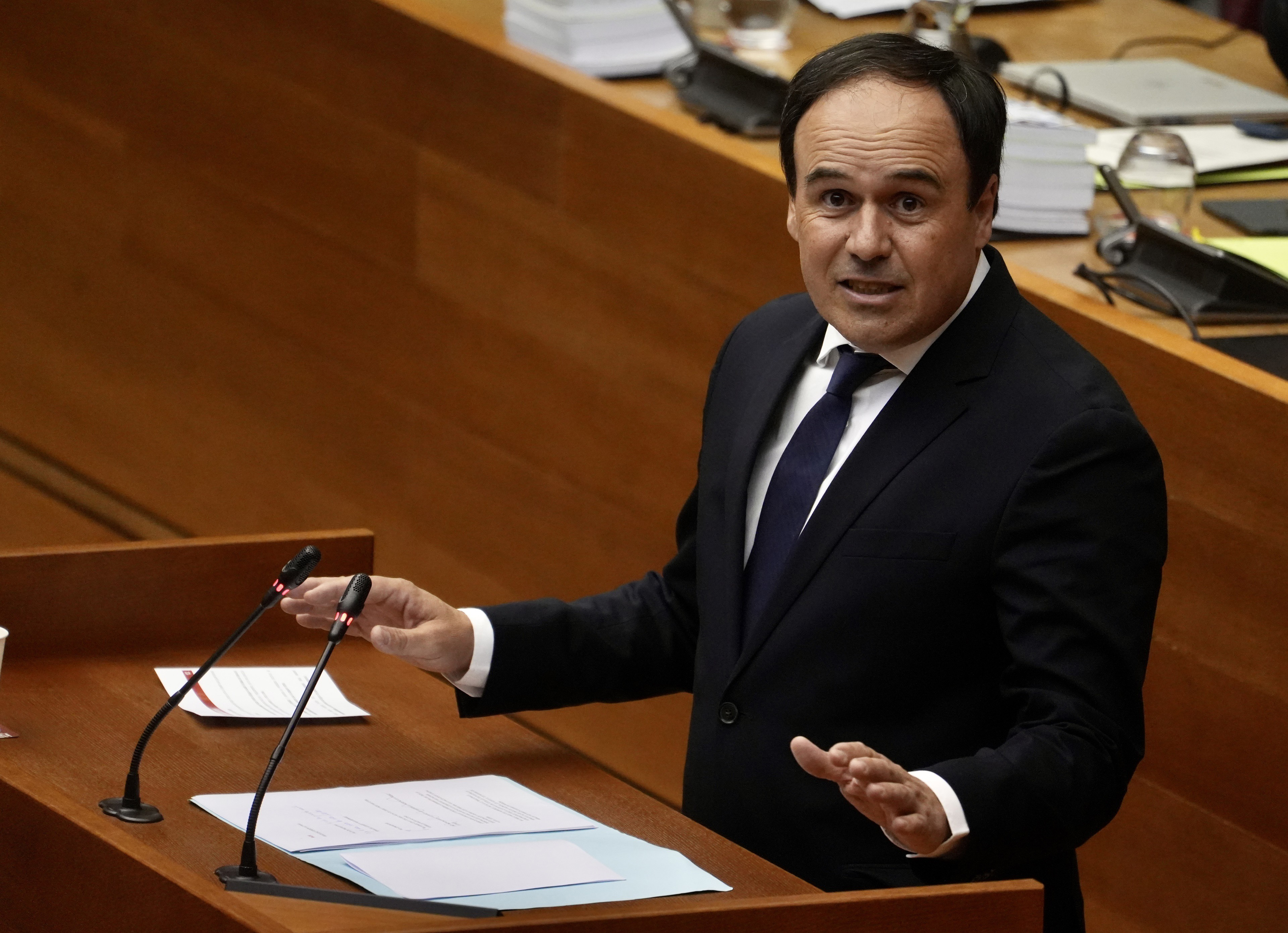 «¿Mafia o democracia?»: Feijóo reúne a Rajoy y Aznar contra Sánchez