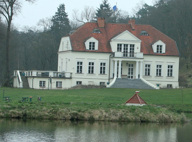Radosław Sikorski zaprosił Franka-Waltera Steinmeiera na spotkanie do własnego domu