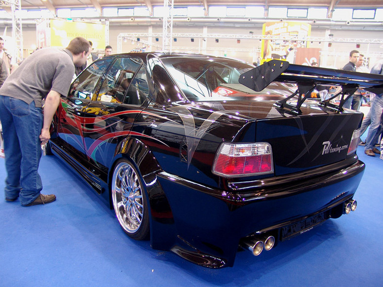 Tuning World Bodensee 2007: dziewczyny i samochody (fotogaleria)