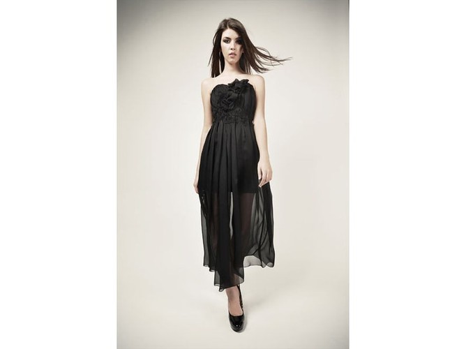 B(l)ack to the future: czerń w nowej kolekcji Mility Nikonorov