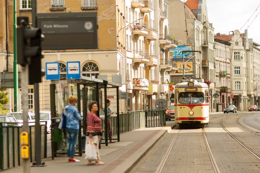 Zmiany w ruchu przez wymianę zwrotnicy na Moście Dworcowym