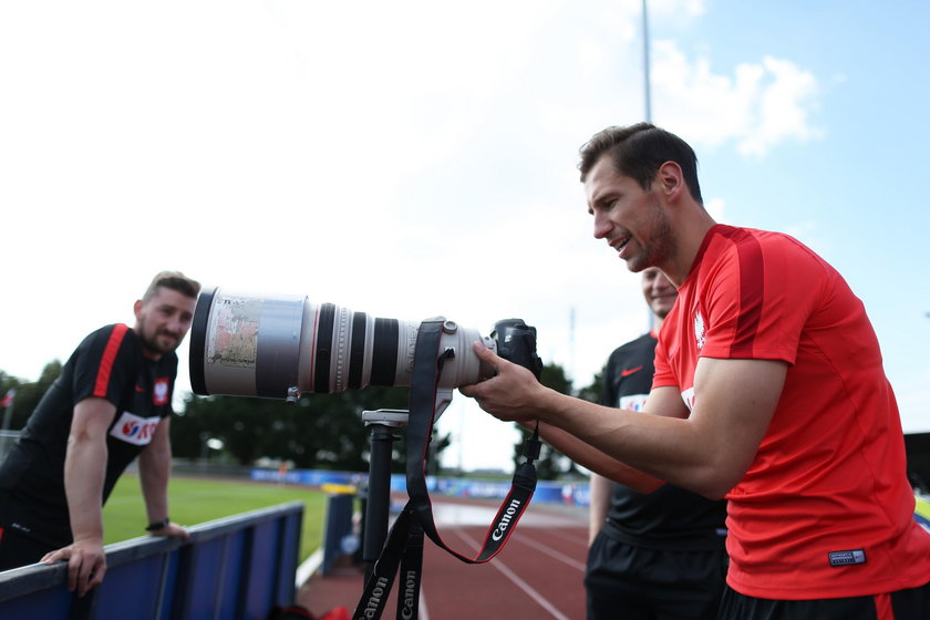 Reprezentacja Polski trenuje przez startem Euro 2016 ZDJĘCIA