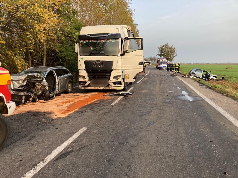 Tragická nehoda medzi Dunajskou Stredou a Veľkým Mederom.