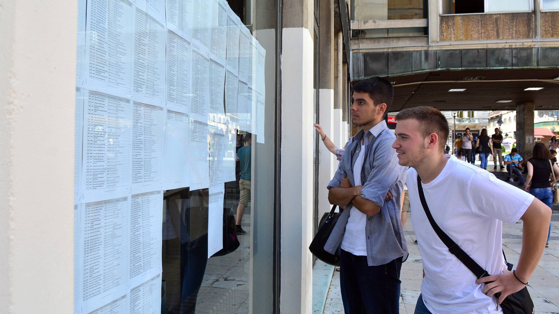 Beogradski fakultet obećao posao svim svojim brucošima - uz jedan uslov