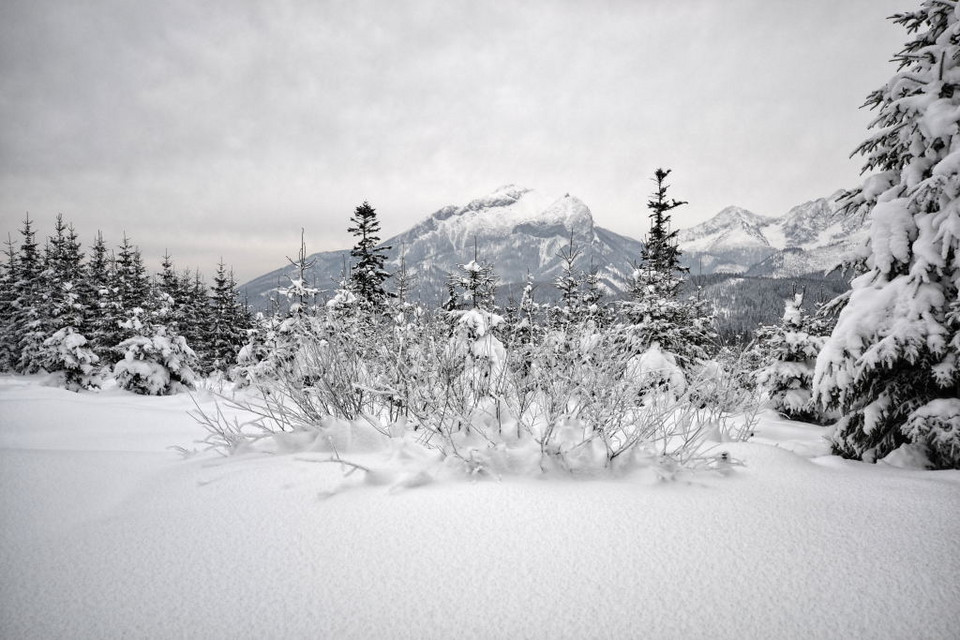 Polska - mroźne Tatry na rakietach