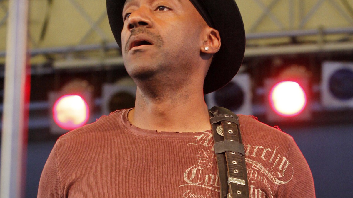 "Marcus Miller to utalentowany, dynamiczny basista, wybitny muzyk i zarazem bardzo sympatyczny, skromny człowiek. Cieszymy się, że właśnie jego występ zainauguruje naszą jesienną edycję koncertów" - powiedział Dionizy Piątkowski, szef Ery Jazzu.