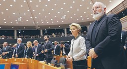 Warszawa na zielonym grillu von der Leyen