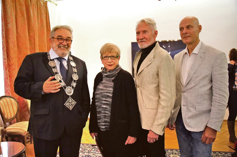 Rektor Univerziteta umetnosti Zoran Erić, Bojana Makavejev, Miodrag Tabački i Miloš Pavlović, dekan FDU