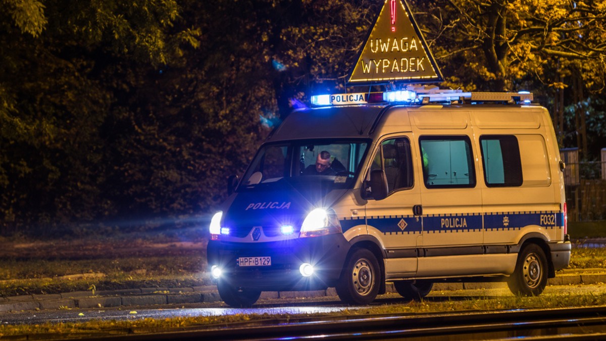 Generalna Dyrekcja Dróg Krajowych i Autostrad apeluje o ostrożność w czasie wyjazdów na święta (fotografia ilustracyjna)