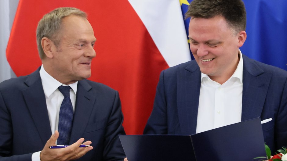 Szymon Hołownia i Donald Tusk podczas spotkania w Senacie (25.05.2022)