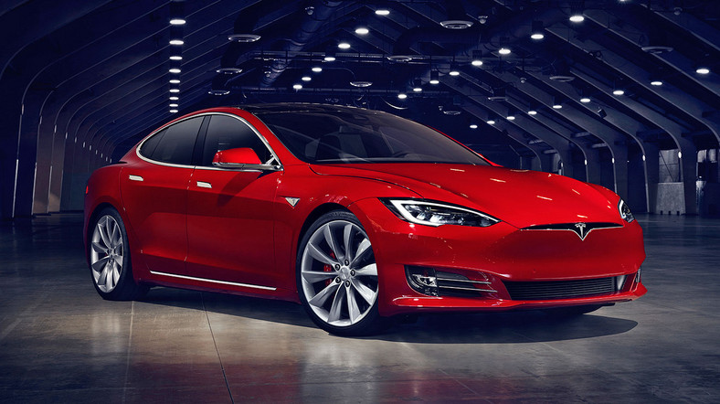 Tesla Model S 