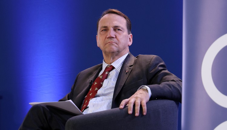 Radosław Sikorski reaguje na aferę z ambasadorem USA. Zapowiada konkretne działania